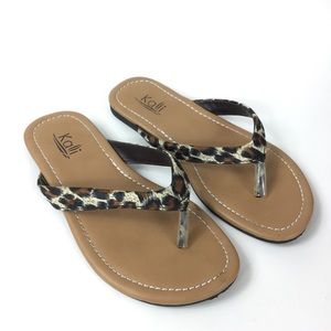 Kali Girl's Cocoa-Jr Flip Flop Flat Sandal Leppard